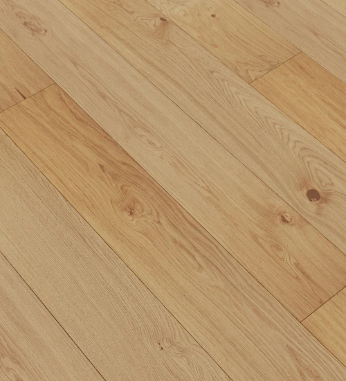 Dřevěná podlaha PURE LESKLÁ Rustic – jemný, kartáčovaná, tmelená